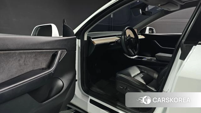 Tesla Model Y id 4943142 из Кореи 33