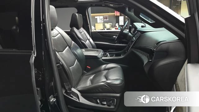 Cadillac Escalade id 4977796 из Кореи 34
