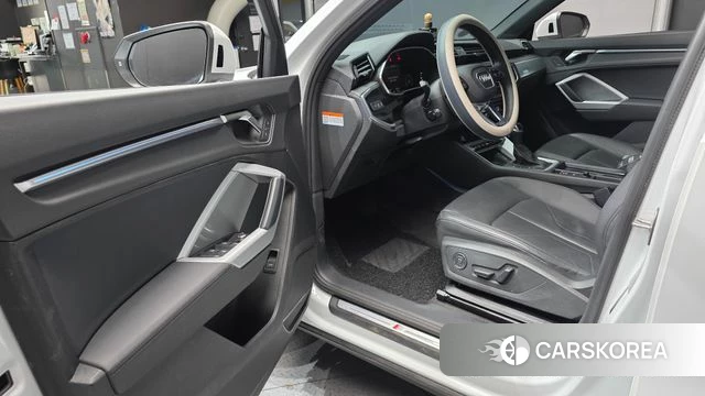 Audi Q3 (F3) id 4488434 из Кореи 31
