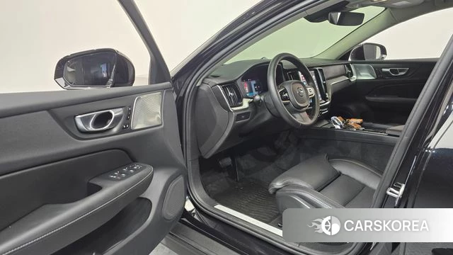 Volvo V60 Cross-Country 2nd Generation id 4980167 из Кореи 34