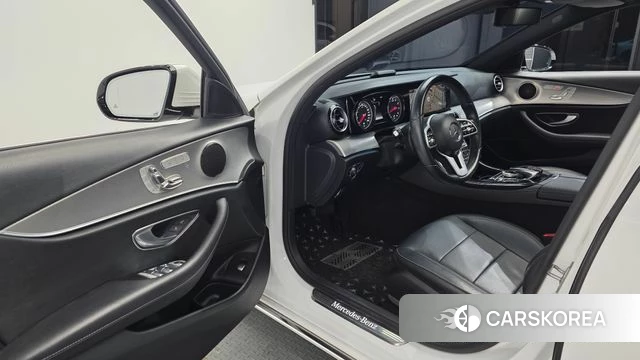 Mercedes-Benz E-Class W213 id 4967643 из Кореи 30