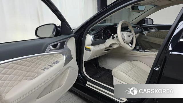 Genesis G70 id 5018328 из Кореи 31