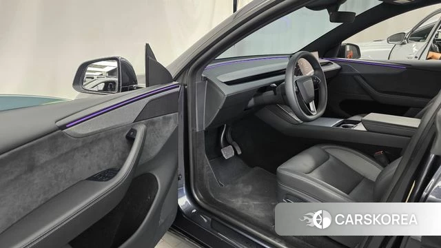 Tesla Model Y id 4964183 из Кореи 32