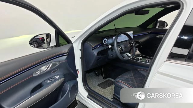 Genesis GV70 id 4995753 из Кореи 33