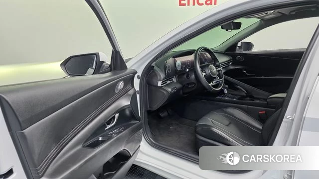 Hyundai Avante Hybrid (CN7) id 4981381 из Кореи 32