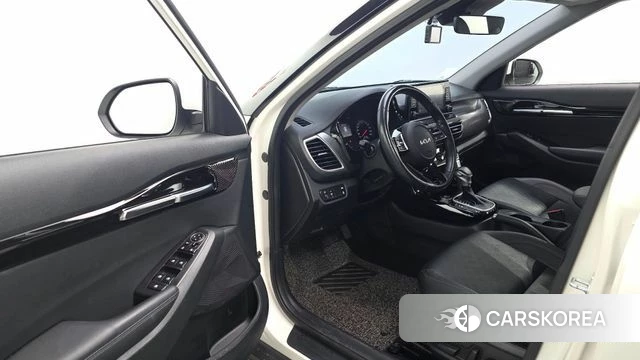Kia Seltos id 5022697 из Кореи 32