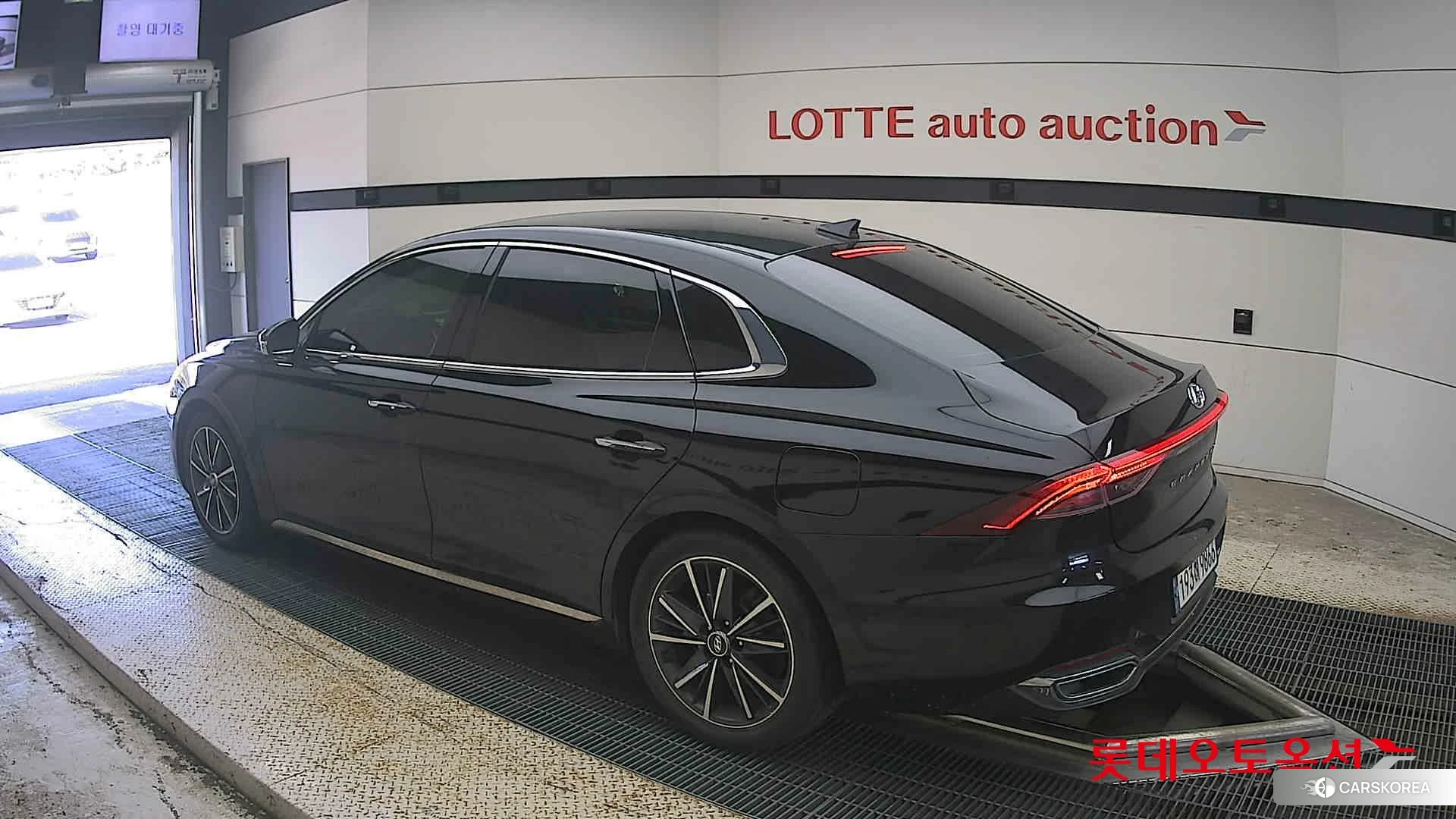 Hyundai Grandeur id 4990001 из Кореи 38