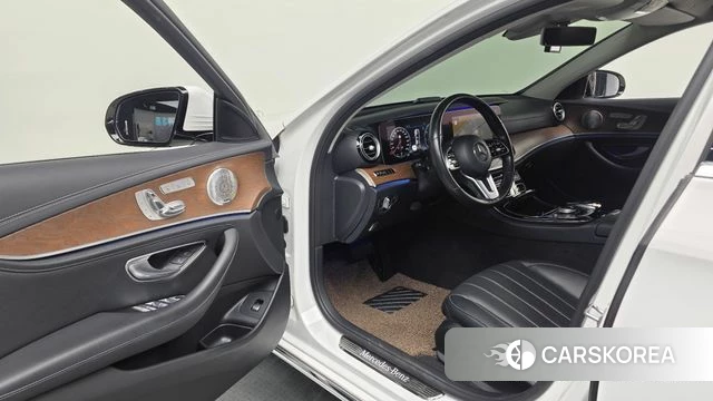 Mercedes-Benz E-Class W213 id 4998064 из Кореи 20