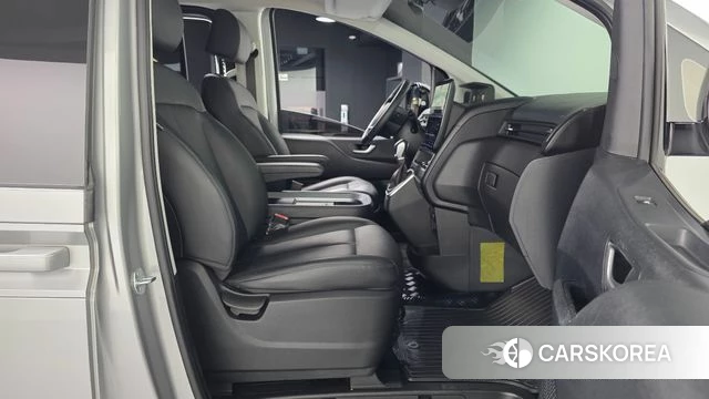 Hyundai Staria id 5026226 из Кореи 32