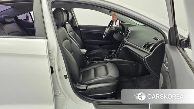 Hyundai Avante AD id 4728262 из Кореи 31