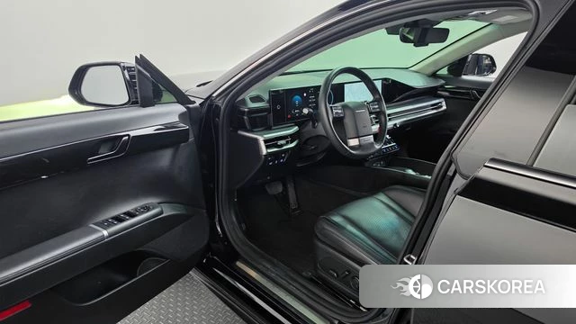 Hyundai Grandeur Hybrid (GN7) id 5039844 из Кореи 31