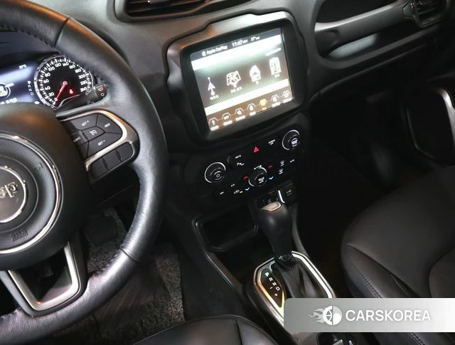 Jeep Renegade id 4905360 из Кореи 19