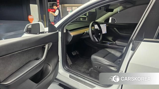 Tesla Model Y id 4750464 из Кореи 37