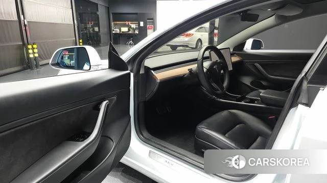 Tesla Model 3 id 4992942 из Кореи 33