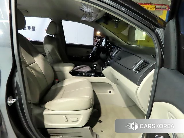 Kia The New Carnival id 4918746 из Кореи 20