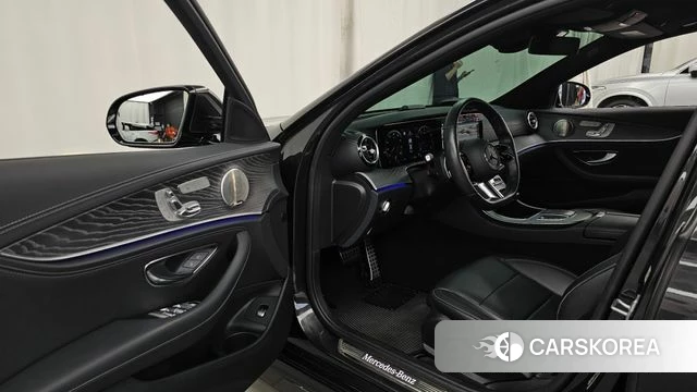 Mercedes-Benz E-Class W213 id 4997749 из Кореи 37
