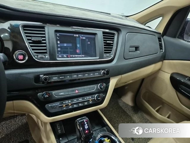 Kia The New Carnival id 5035191 из Кореи 19
