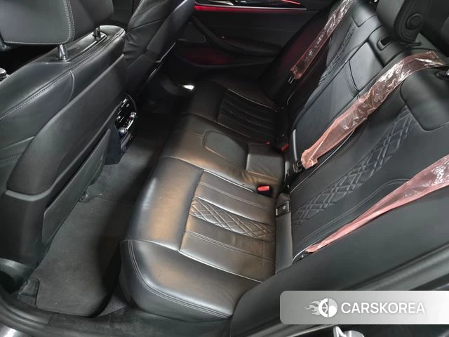 BMW 5 Series (G30) id 4981735 из Кореи 20