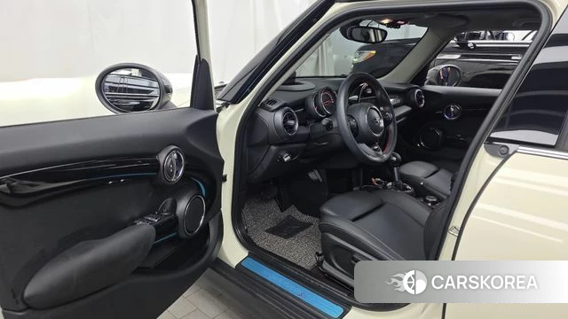 Mini Cooper S id 4987888 из Кореи 33
