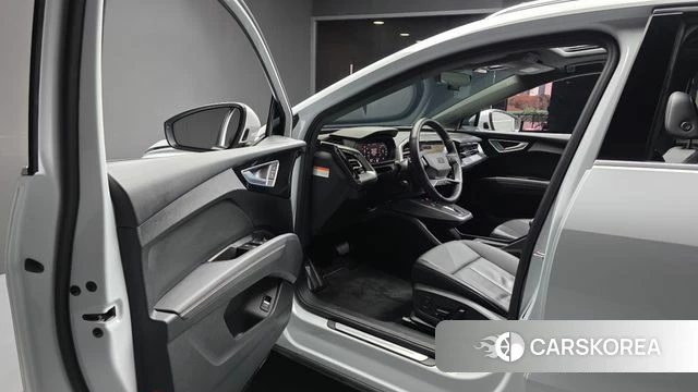 Audi Q4 e-Tron (F4) id 4935816 из Кореи 32