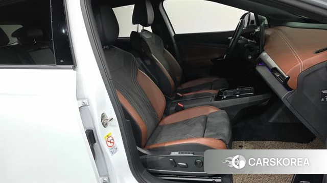 Volkswagen ID.4 id 4975351 из Кореи 35