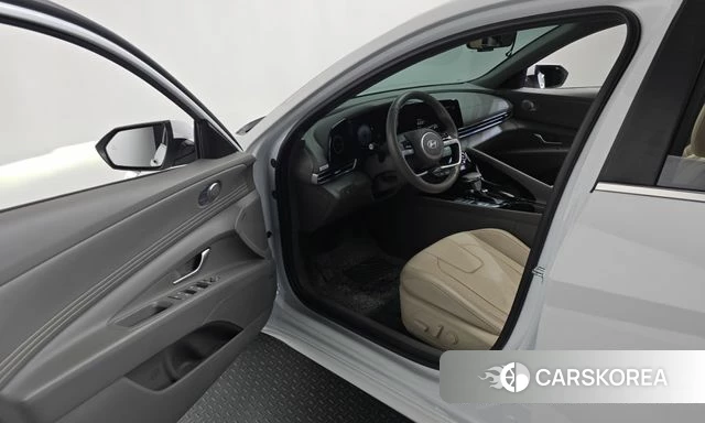 Hyundai The New Avante (CN7) id 4958085 из Кореи 33