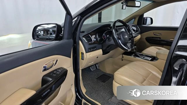 Kia The New Carnival id 4856446 из Кореи 34