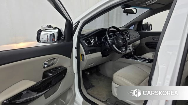 Kia The New Carnival id 4626053 из Кореи 20