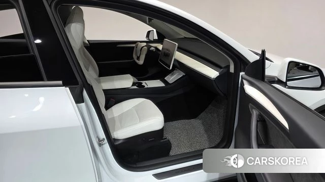 Tesla Model Y id 5016909 из Кореи 35