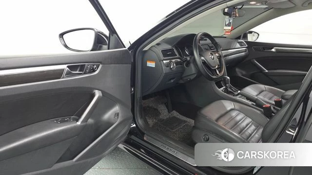 Volkswagen The New Passat id 5035811 из Кореи 20