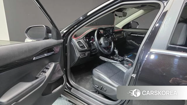 Kia Seltos id 5041448 из Кореи 31