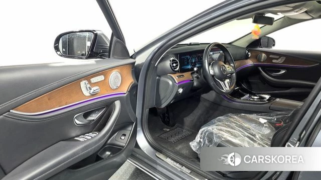 Mercedes-Benz E-Class W213 id 4952809 из Кореи 33