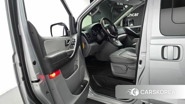 Hyundai The New Grand Starex id 4967123 из Кореи 20