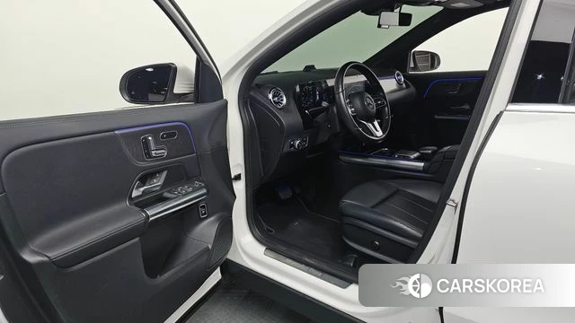 Mercedes-Benz GLA - Class H247 id 5034839 из Кореи 30