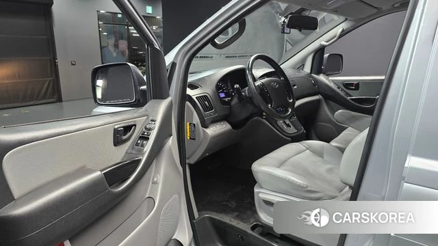 Hyundai The New Grand Starex id 4652064 из Кореи 33