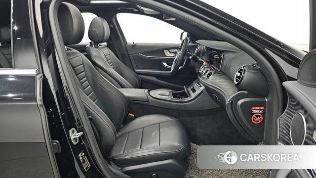 Mercedes-Benz E-Class W213 id 4976795 из Кореи 33