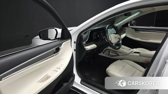 Hyundai The New Grandeur IG Hybrid id 5012332 из Кореи 34