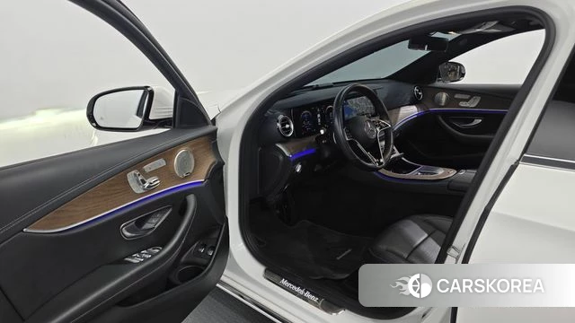 Mercedes-Benz E-Class W213 id 4917873 из Кореи 36