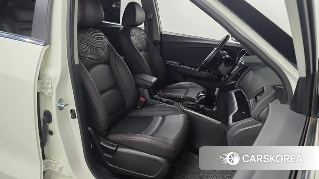 Ssangyong Tivoli Air id 5023860 из Кореи 30