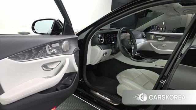 Mercedes-Benz E-Class W213 id 5021650 из Кореи 33
