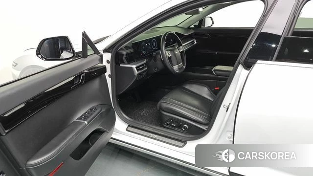 Hyundai Grandeur (GN7) id 4665221 из Кореи 20