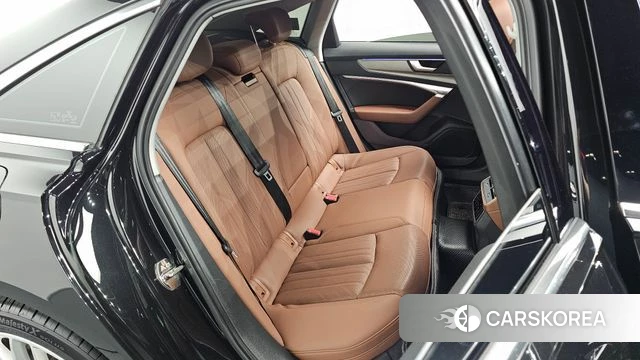 Audi A6 (C8) id 4987795 из Кореи 36