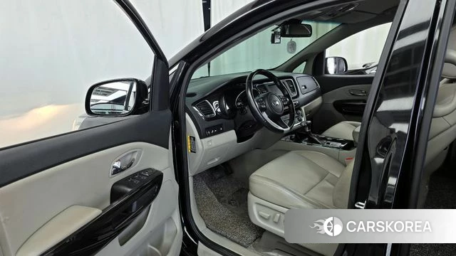 Kia The New Carnival id 3924236 из Кореи 20