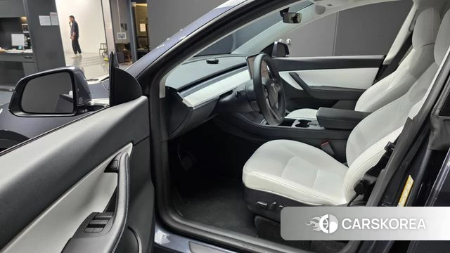 Tesla Model Y id 5047014 из Кореи 32