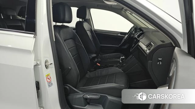 Volkswagen Tiguan Allspace id 4941683 из Кореи 36