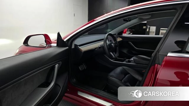 Tesla Model 3 id 5018394 из Кореи 31