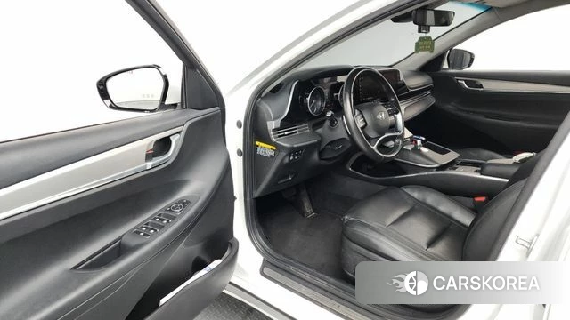 Hyundai The New Grandeur IG id 4647255 из Кореи 36
