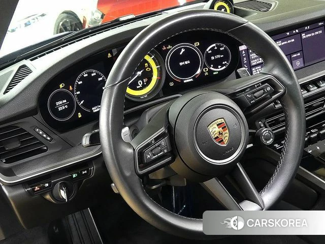 Porsche 911(992) id 4775679 из Кореи 20