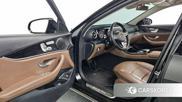 Mercedes-Benz E-Class W213 id 4967794 из Кореи 20
