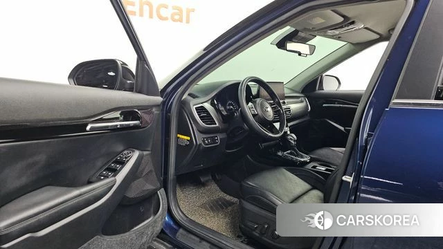 Kia Seltos id 5023551 из Кореи 32
